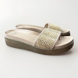 Donald Pliner Fiji Woven Wicker Rattan Style Thong Platform Slide Size 8 Sandals